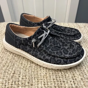 Hey Dude Women's Wendy Sox Leopard Leo Grey Slip-On Shoes US 7 Walking Shoes - Picture 1 of 10
