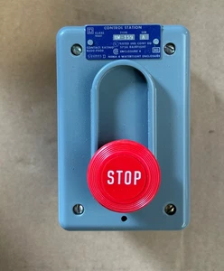 SQUARE D 9001 BW-151 UNIT CONTROL STATION ( 1-N.O. 1 N.C. CONTACT) NEW no box - Picture 1 of 3