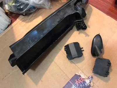 宝马 F30 330i 328i 335i 320i 128i 130i 135i 连接支架附件分区 — 第 1/4 张图片