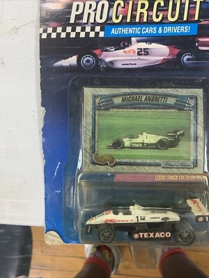 Hot Wheels Pro Circuit 1992 Indy Car Michael  Andretti Texaco # 1 Car & Card - Image 1 of 4