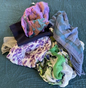 Vintage Scarf Lot Floral, Birds, Butterflies Etc  Lot Of 6 - Foto 1 di 24