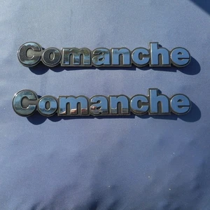 1986-1992 JEEP Comanche MJ Fender Emblem Set (2) Badge OEM 8955014472 - Picture 1 of 5