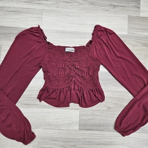 Urban Outfitters Women Burgundy Longsleeve Crop Top Small Smocked - Picture 1 of 8