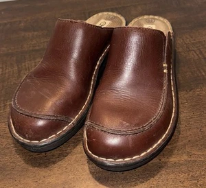 Cherokee Women’s Brown Leather Mules Size 5.5 - Picture 1 of 7