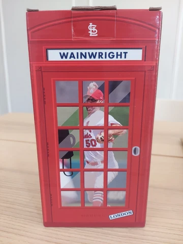 NEW St. Louis Cardinals - Adam Wainwright LONDON Bobblehead - 6/11/23 SGA NIB Cover