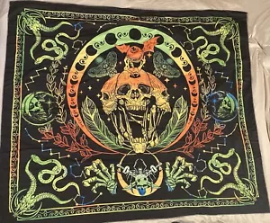 Skulls Large 58” X 50” Tapestry Multicolored Psychedelic Halloween Art - Picture 1 of 20