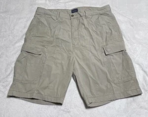 Levis Cargo Shorts Mens Size 38 Beige Snap Pockets Flat Front Two Horse Brand - Picture 1 of 11