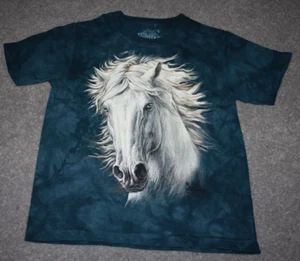 15-2013W SMALL UNISEX YOUTH/CHILDS WHITE HORSE T-SHIRT BY THE MOUNTAIN - Picture 1 of 6