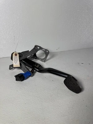 Mazda MX-5 Miata Miata 2016-2024 pedal de freno OEM Foto 1 de 4