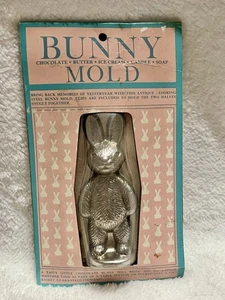 Vintage Hase Metall Form stehend Schokolade Süßigkeiten Butter Eis Kerze Seife - Bild 1 von 5