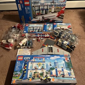 Lego City Airport And Police Academy Training. Both Sets Are Complete ￼￼