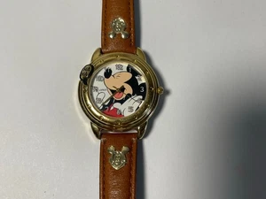RARO RELOJ Laughing Mickey Mouse Lorus R2342AX NECESITA BATERÍA NUEVA - Imagen 1 de 18
