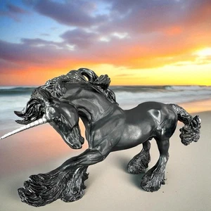 Breyer Traditonal Horse Obsidian #1841 Unicorn On The Gypsy Vanner Mold RETIRED - Picture 1 of 10