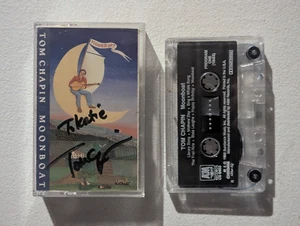 TOM CHAPIN Moonboat AUTOGRAPHED 1989 First Press Cassette Tape SIGNED - Picture 1 of 3