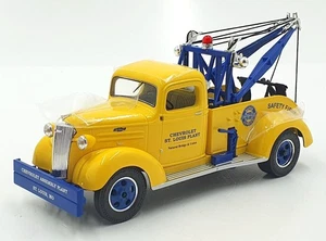 First Gear 1/30 Scale 19-2647 - 1937 Chevrolet Tow Truck - Chevrolet St. Louis - Picture 1 of 6