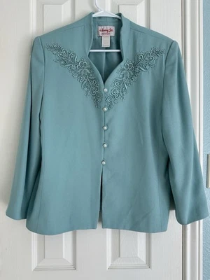 Blazer vintage Henry Lee verde té con botones de encaje y perlas.  Talla 12P. Foto 1 de 4