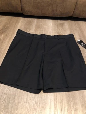 PGA Tour Golf  Shorts Men's  Size 42 NEW WITH TAGS NWT (M154) - Image 1 of 4