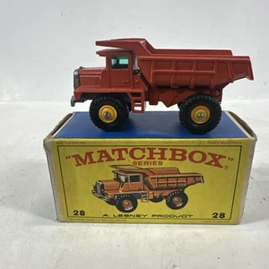 MATCHBOX SUPERFAST MACK DUMP TRUCK ORANGE #28 W/ ORIGINAL BOX LESNEY DIECAST - Picture 1 of 13