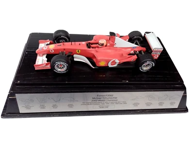 FERRARI F1 F2002 MICHAEL SCHUMACHER ENGINE SOUND SHOWCASE LTD. ED 1.000 PEZZI 1:18 - Immagine 1 di 4