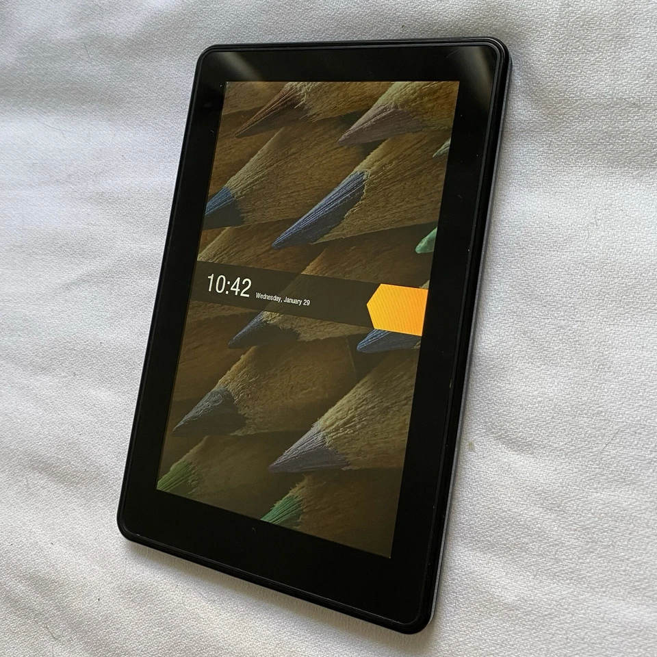 Kindle Fire (1st Generation), 8 GB - Image 1 of 4