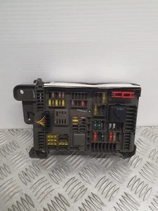 2010 BMW X5 Power Distribution Fuse Box Rear 6931687 - Picture 1 of 3
