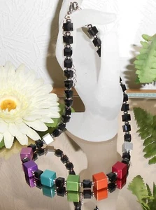 ALUMINIUM Würfel Collier Regenbogen + GLAS schwarz + Edelstahl Rondelle   - Bild 1 von 8