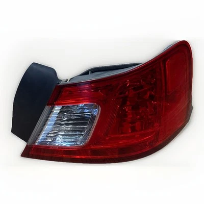 2009 2010 2011 2012 Mitsubishi Galant Right Passenger Tail Light Oem L4513 DW - Image 1 of 3