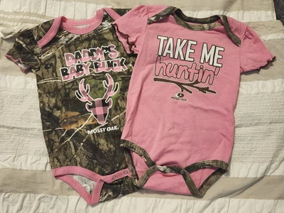 Mossy Oak Baby Girl Bodysuit Camo Pink Hunting Ruffled Short Sleeve 6-9 Months - Image 1 of 4