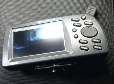 Garmin ColorMap StreetPilot III GPS Car Truck Moto Navigator W/ Tripod Adaptor  - Image 1 of 4