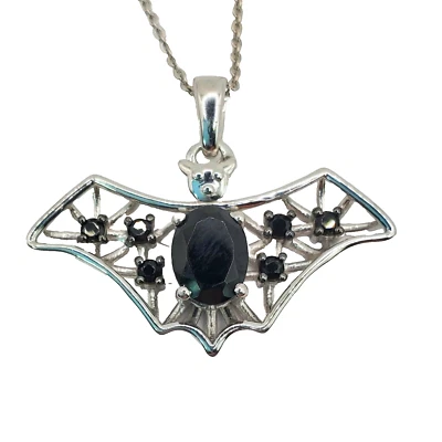 Colgante de murciélago espinela negra tailandesa natural y cadena de 20" platino sobre plata de ley Foto 1 de 4