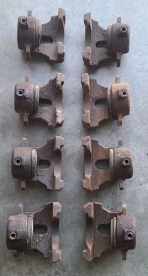 Ford Mustang 1968-1973 disco pinza de freno núcleos derecha izquierda lote de reconstrucción a granel Fomoco Foto 1 de 4