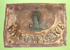¡MUY RARO! LETRERO LA CONFIANCE SEGURO ASEGURAMIENTO GRAN ESTAÑO METAL GRABADO AÑOS 1900 - Imagen 1 de 5