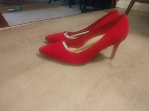 Pointed Toe JustFab Khloy  Red Classic Pump Size 10 New - Picture 1 of 2