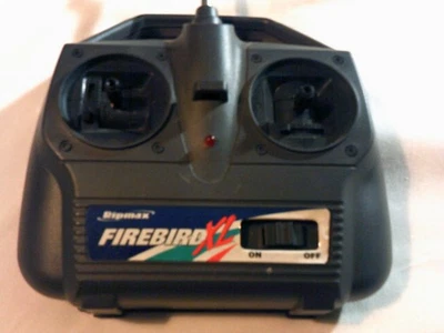 Ripmax Firebird XLRC Funkgerät / Fernbedienung 2 Kanal - Licht geht an - Bild 1 von 4