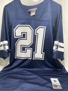 Ezekiel Elliott NFL Jersey Size Medium - Picture 1 of 3
