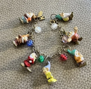 Disney Applause Snow White & The Seven Dwarfs 7 Dwarfs Charm Bracelet - Picture 1 of 13