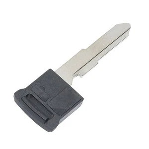 Emergency Key Blade fits Suzuki Grand Vitara SX4 2006-2012 Swift 2011-2013 - Picture 1 of 5