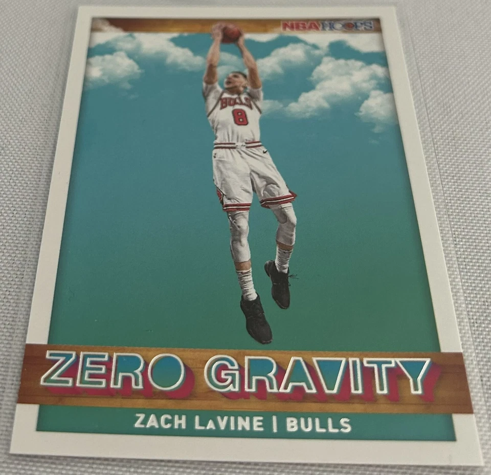 2019-20 Panini Hoops Basketball Zach LaVine Chicago Bulls Zero Gravity #16 - Image 1 of 2