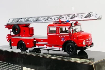 MINICHAMPS 439 031071 Mercedes-Benz L322 DL3 Feuerwehr Villingen FIRE ENGINE - Image 1 of 3