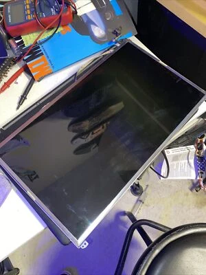 Samsung 17.3" 1600x900 LCD Glossy Screen LTN173KT02 H01 - Image 1 of 4