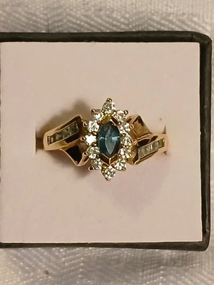 Anillo Ross-Simons 925 Marquesa Zafiro Azul y Circonita Transparente Tono Dorado Talla 8 China Foto 1 de 4