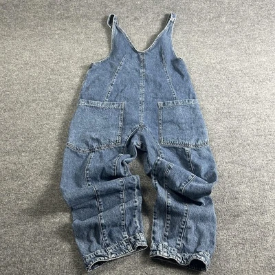 Mono We The Free para mujer pequeño mono vaquero recortado holgado bolsillos correas Foto 1 de 4