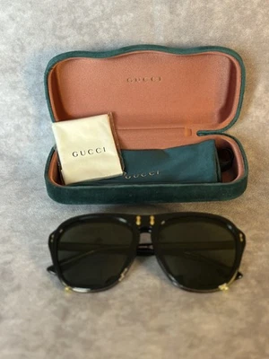 GUCCI New Sunglasses  Aviator Black/gold Frame~Green Tnt~Green Case~COA Included - Image 1 of 4