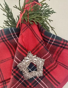 Vintage Reed & Barton Silver Plate Wreath Christmas Ornament #2379 NIB - Picture 1 of 5