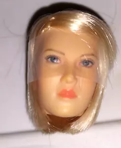 1/6 12" Female Blonde Short Hair action figure head - Imagen 1 de 2