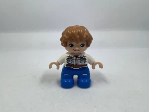 Boy Figure Only LEGO Duplo 10879 Jurassic World Gentle Giants Petting Zoo - Picture 1 of 2