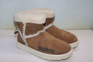 Ugg x Bathing Ape Lil Wayne Uomo Taglia 10,5 Mini Stivali Classici Castagno 1104639 - Foto 1 di 15