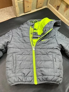 Nike Boys Puffer Jacket 8M Grey & Volt Fleece Lined With Hood - Picture 1 of 8