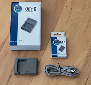 Like New: BCN-1 charger and BLN-1 battery for Olympus OM-D E-M5, E-M1, PEN - Picture 1 of 1