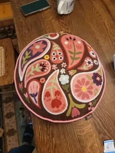 Pottery Barn Dorm Paisley Floral Crewel Embroidery Pillow Pink 13.5" Round - Picture 1 of 6